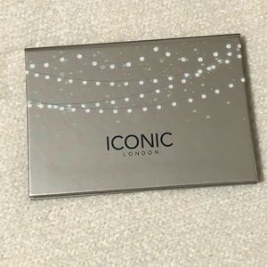 Blaze Chase Face Palette by Iconic London